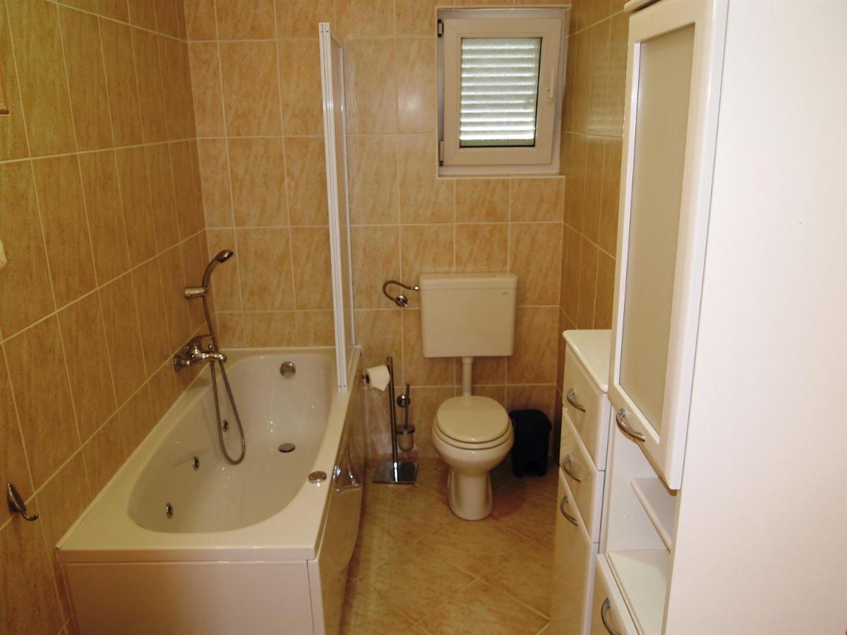 House Frlan Villa Soline  Exterior photo